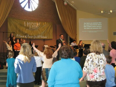 Sanctuary Worship - Pastor Glenn leads the...